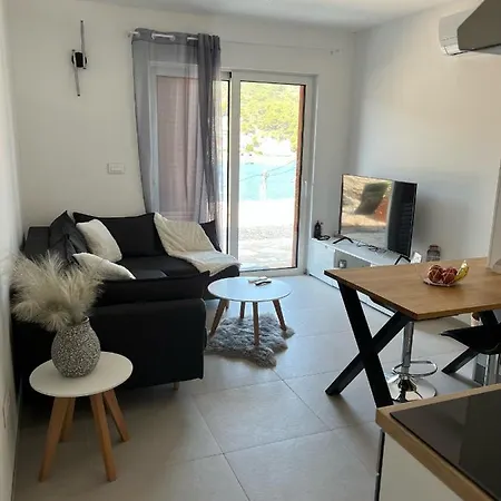Apartment Jaro *